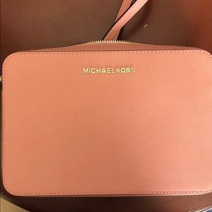 Michael Kors Large Ew Crossbody Pale Pink